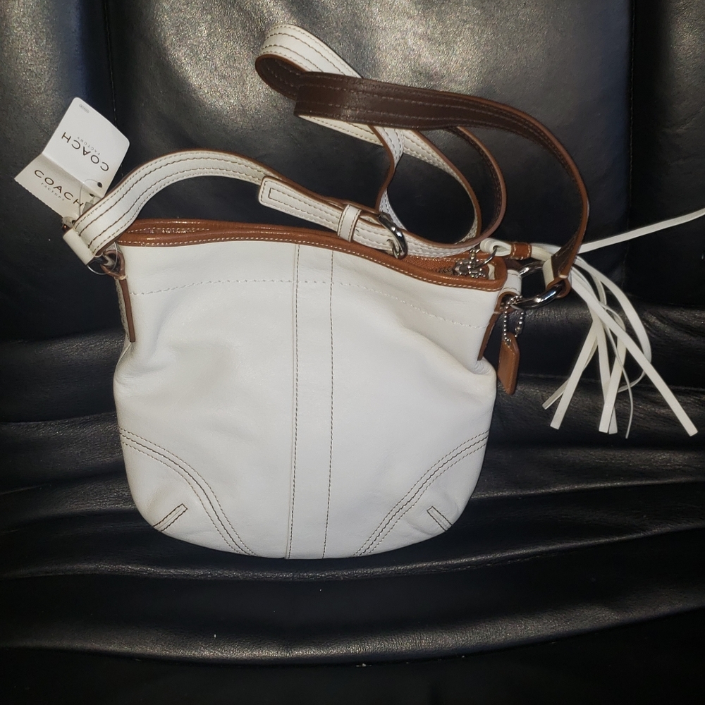 Coach purse - Picture 1 of 5